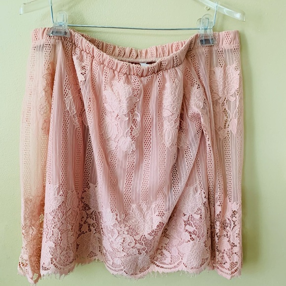 Pink Lace Off the Shoulder Top - Picture 6 of 8